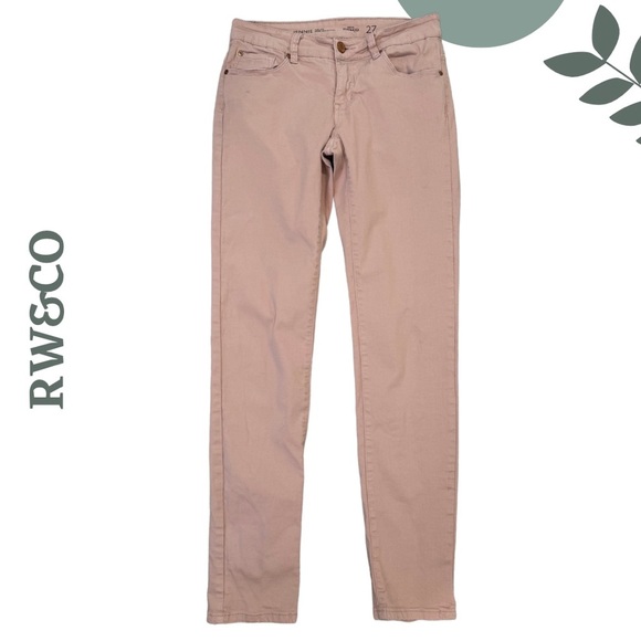 RW&CO Jennie Slim Leg Stretch Jeans | Pale Pink | Casual Denim Style | Size 27 - Picture 1 of 7